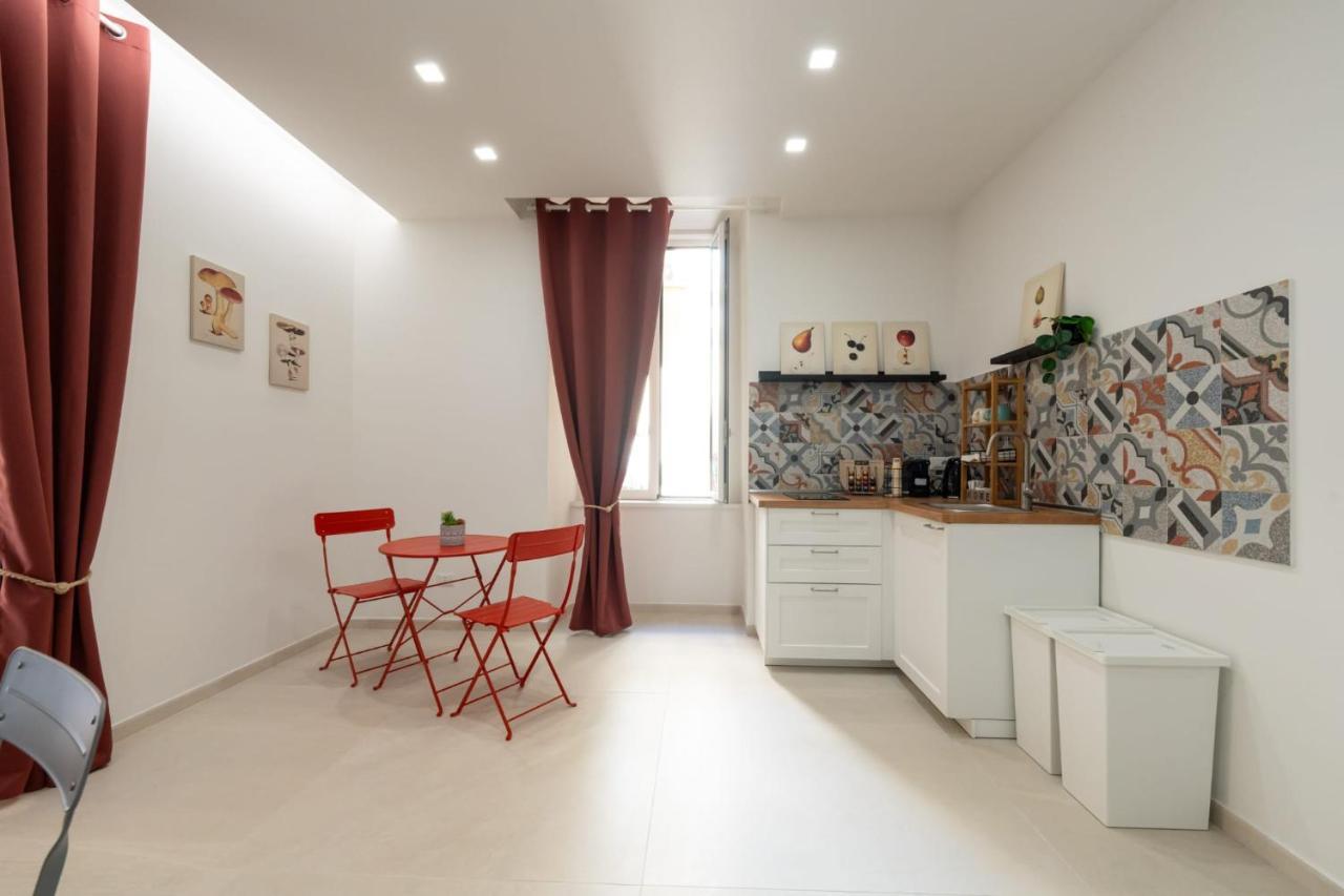 Napoli Maison Suite מראה חיצוני תמונה