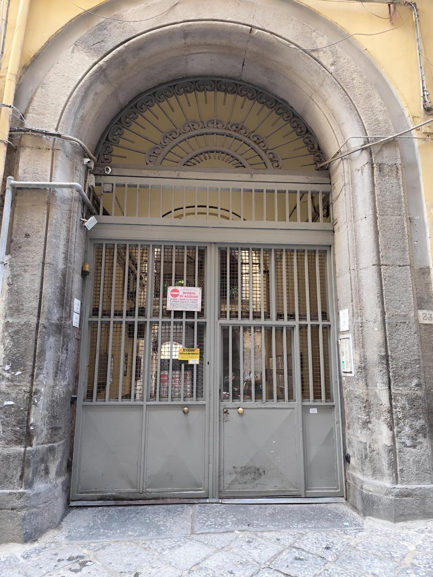 Napoli Maison Suite מראה חיצוני תמונה